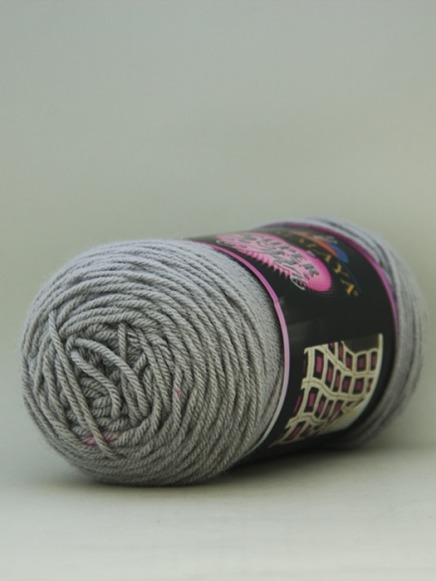 Zdjęcie włóczki Himalaya Super Soft Yarn szarej. 