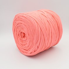 Zdjęcie włóczki T-shirt Yarn brzoskwiniowego.