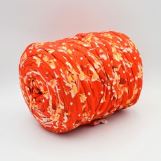 Zdjęcie włóczki T-shirt Yarn pomarańczowe kwiaty. 